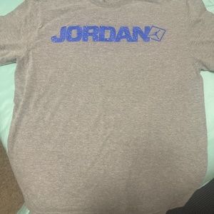 Mens Jordan tshirt sz L